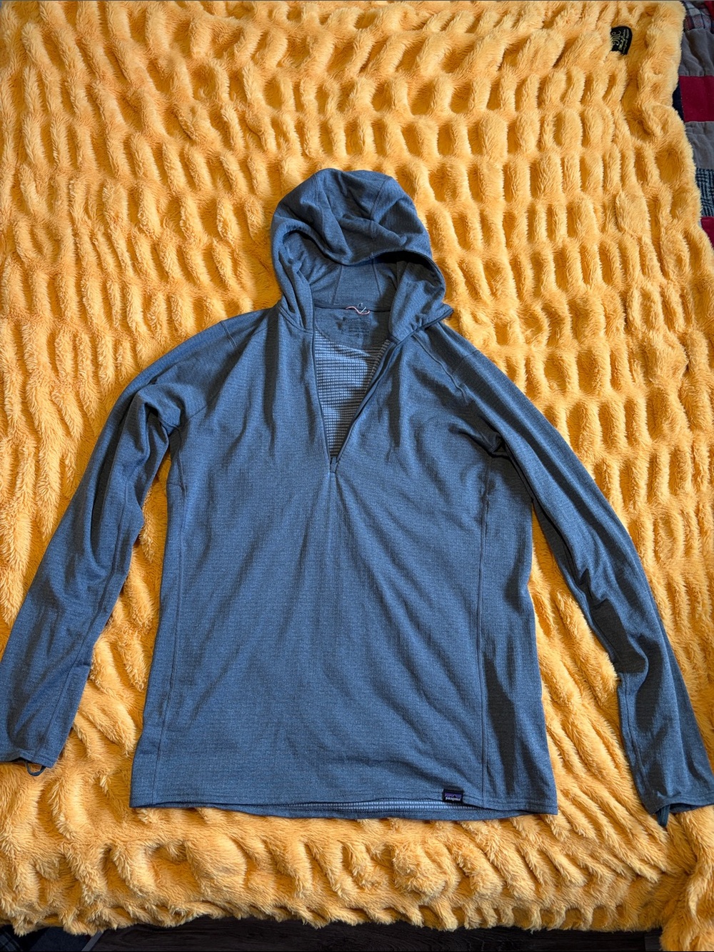 Patagonia Men's Capilene Thermal Weight Zip-Neck Pullover Hoodie- Large